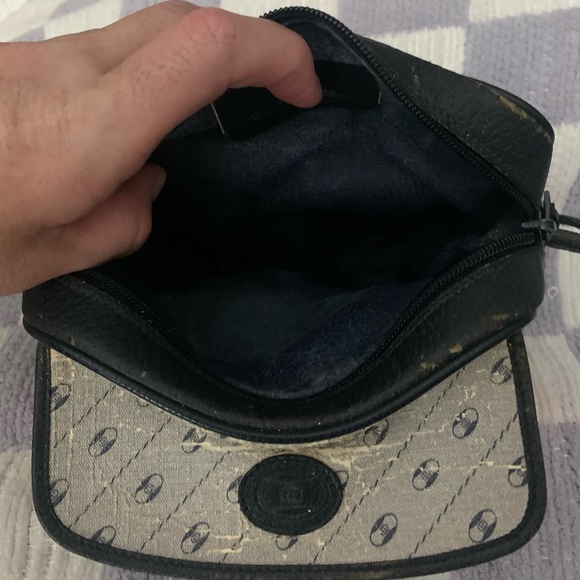 GUCCI AUTHENTIC SHOULDER BAG PVC/LEATHER NAVY/GREY/RED **ACCESSORY COLLE… - Picture 3 of 10